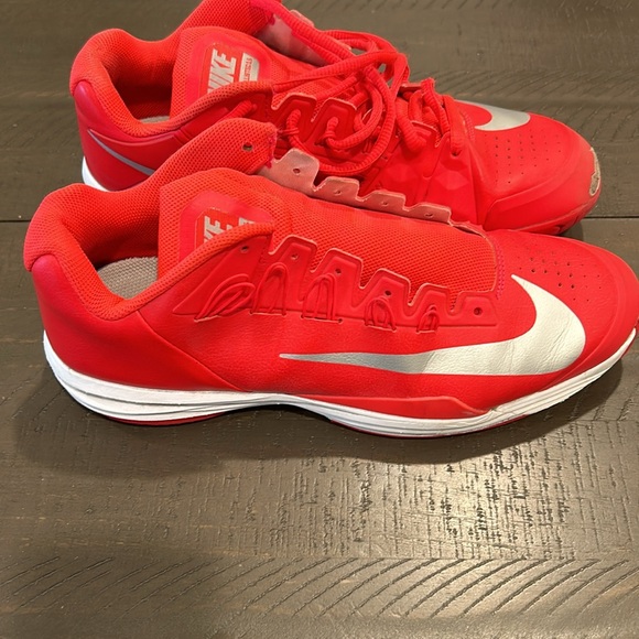 Nike Lunar Ballistec 1.5 Rafael
Nadal Size 11.5 Red Metallic Silver.. - Picture 2 of 7